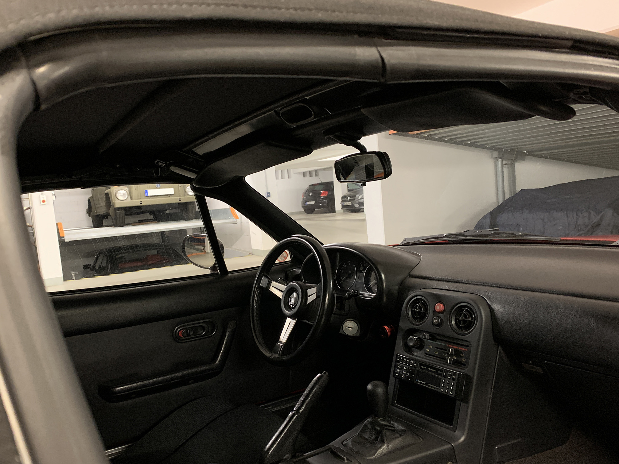 MX-5 NA Cockpit 5
