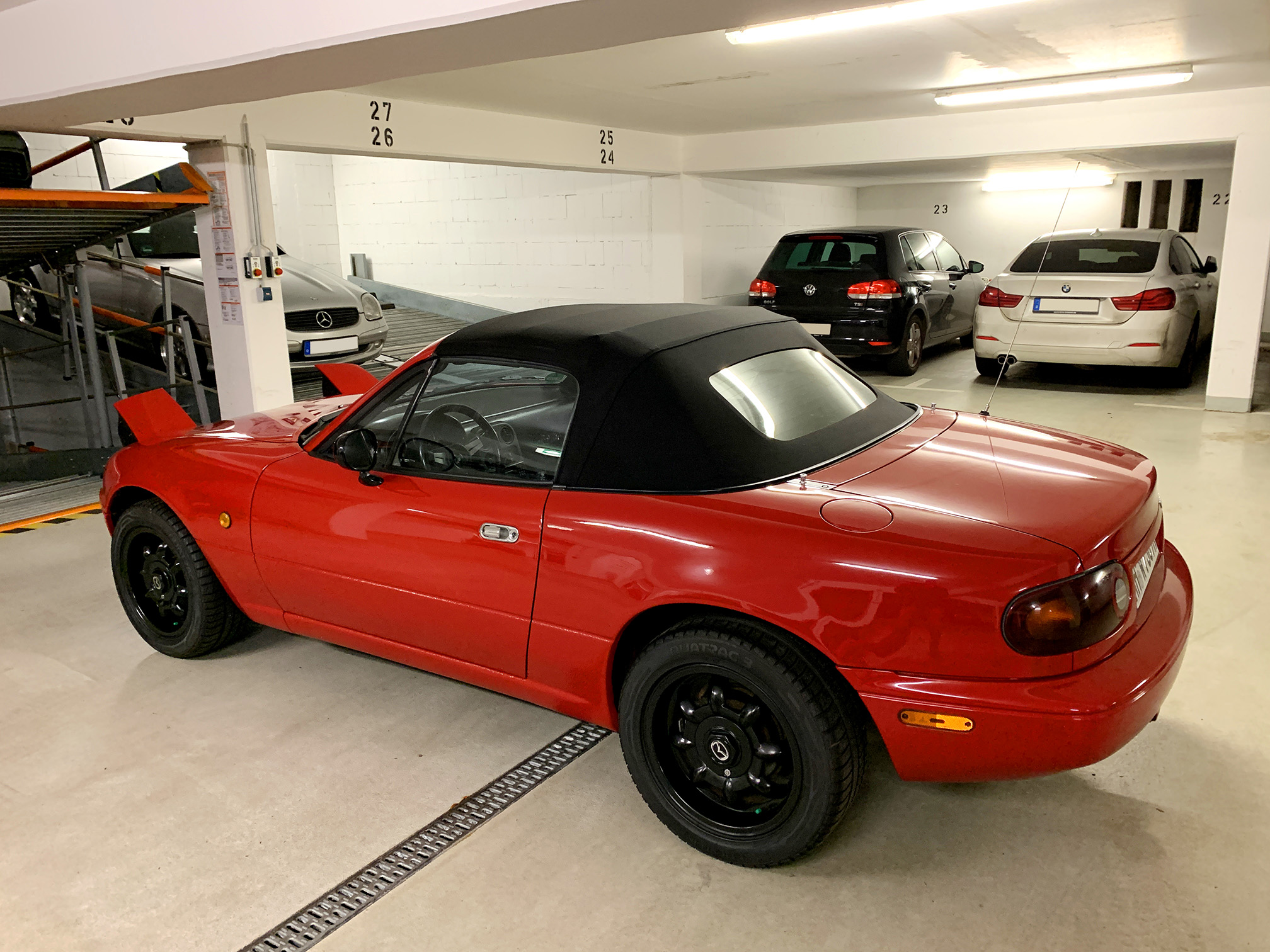 MX-5 NA linke Seite 1